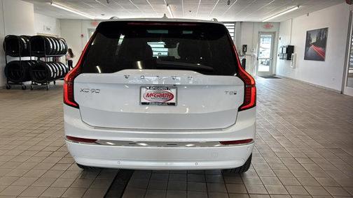 2025 Volvo XC90 Plug-In Hybrid T8 Ultra 7-Seater