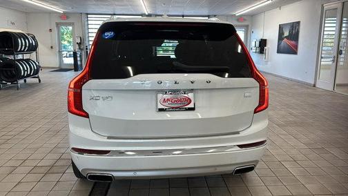 2021 Volvo XC90 Recharge Plug-In Hybrid T8 Inscription 7 Passenger