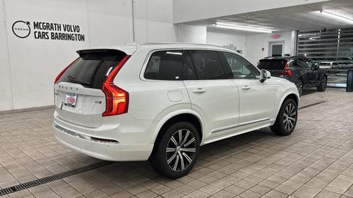 2025 Volvo XC90 B5 Core