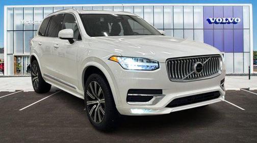 2025 Volvo XC90 B5 Core