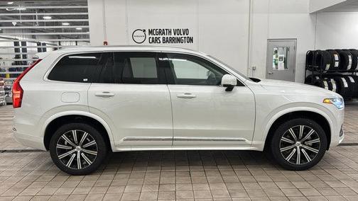 2025 Volvo XC90 B5 Core
