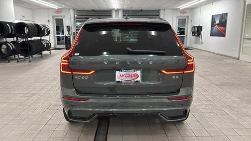 2026 Volvo XC60 B5 Plus