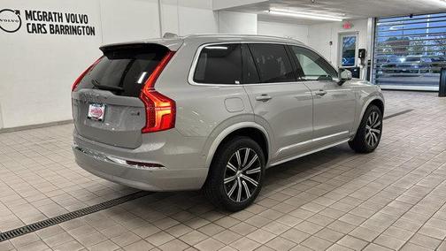 2024 Volvo XC90 B6 Plus Bright Theme 6-Seater