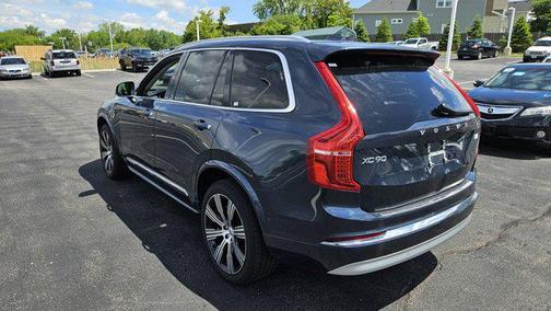 2022 Volvo XC90 Recharge Plug-In Hybrid T8 Inscription 6 Passenger