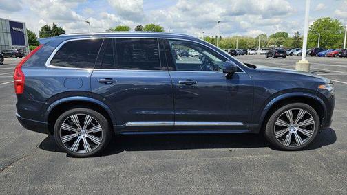 2022 Volvo XC90 Recharge Plug-In Hybrid T8 Inscription 6 Passenger