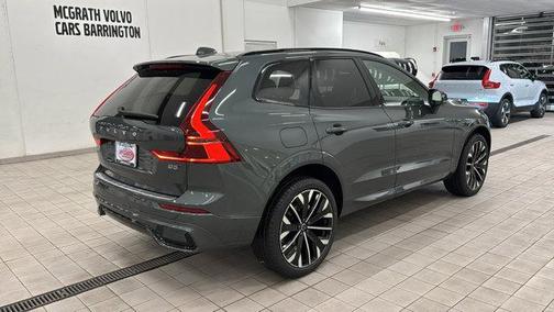 2026 Volvo XC60 B5 Ultra