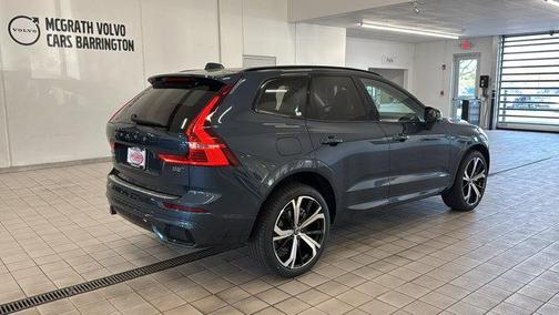 2025 Volvo XC60 B5 Ultra