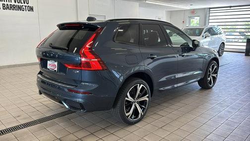 2025 Volvo XC60 Plug-In Hybrid T8 Ultra