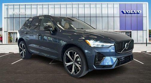 2025 Volvo XC60 Plug-In Hybrid T8 Ultra