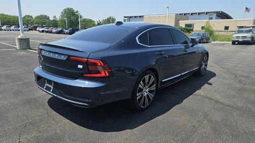 2024 Volvo S90 Recharge Plug-In Hybrid T8 Ultimate