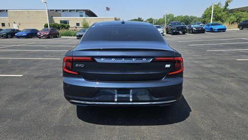 2024 Volvo S90 Recharge Plug-In Hybrid T8 Ultimate