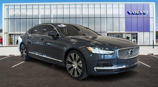 2024 Volvo S90 Recharge Plug-In Hybrid T8 Ultimate