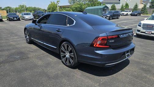2024 Volvo S90 Recharge Plug-In Hybrid T8 Ultimate