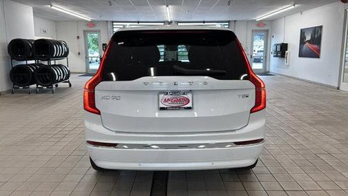 2025 Volvo XC90 Plug-In Hybrid T8 Ultra 7-Seater