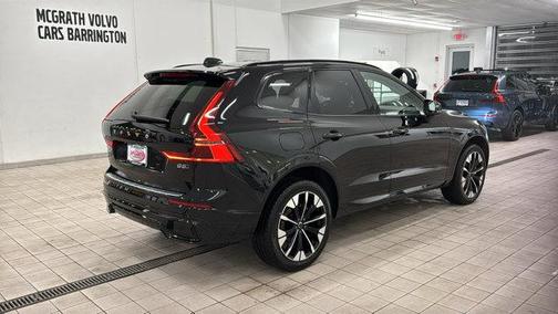 2026 Volvo XC60 B5 Plus