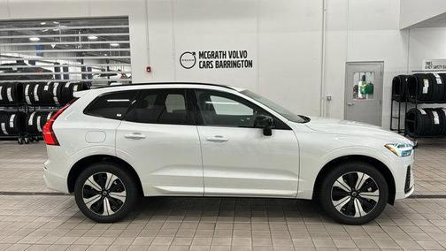 2025 Volvo XC60 Plug-In Hybrid Core