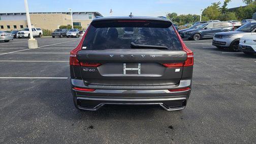 2024 Volvo XC60 Recharge Plug-In Hybrid T8 Plus Dark Theme