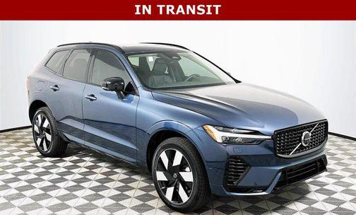 2024 Volvo XC60 Recharge Plug-In Hybrid T8 Ultimate Dark Theme