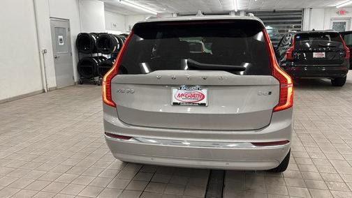2025 Volvo XC90 B6 Ultra
