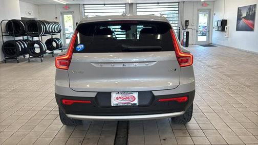 Silver Dawn Metallic 2025 Volvo XC40 B5 Plus Bright Theme