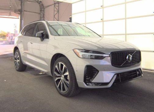 2025 Volvo XC60 B5 Plus
