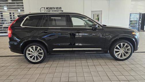 2024 Volvo XC90 B6 Ultimate Bright Theme 6-Seater