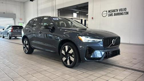 2025 Volvo XC60 Plug-In Hybrid T8 Plus
