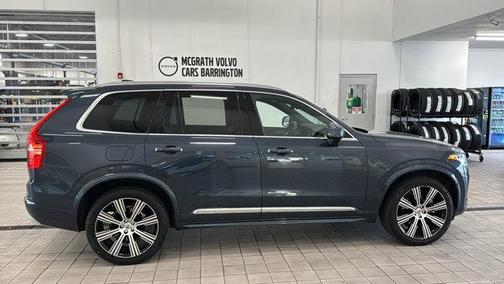 2022 Volvo XC90 T6 Inscription