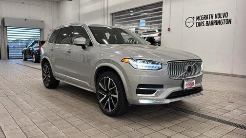 2025 Volvo XC90 B5 Plus