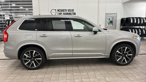 2025 Volvo XC90 B5 Plus