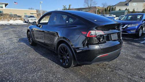 2023 Tesla Model Y Long Range Dual Motor All-Wheel Drive