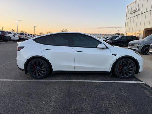Pearl White Multi-Coat 2021 Tesla Model Y Performance Dual Motor All-Wheel Drive