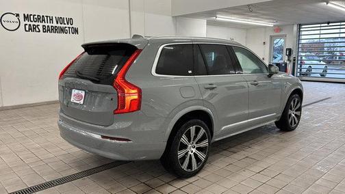 2025 Volvo XC90 B6 Plus 7-Seater