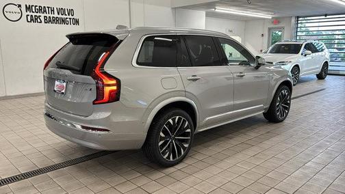 2025 Volvo XC90 B6 Ultra