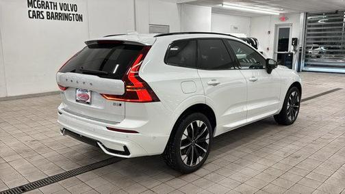 2026 Volvo XC60 B5 Plus