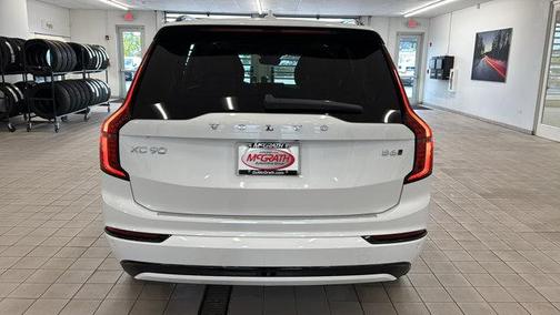 2026 Volvo XC90 B6 Ultra Dark Theme 7-Seater