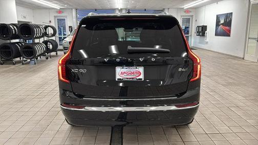 2025 Volvo XC90 B6 Ultra