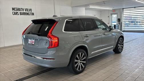 Vapour Grey Metallic 2025 Volvo XC90 B5 Core