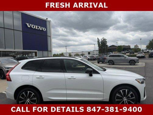 Crystal White Metallic 2025 Volvo XC60 B5 Plus