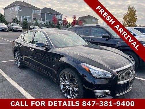 2019 INFINITI Q70 3.7X LUXE