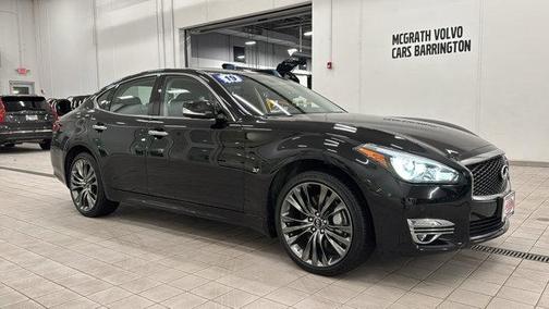 2019 INFINITI Q70 3.7X LUXE