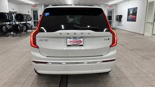 2023 Volvo XC90 B6 Plus 7-Seater