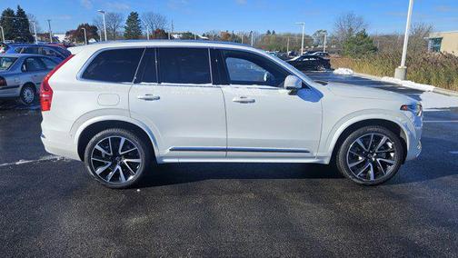 2023 Volvo XC90 B6 Plus 7-Seater