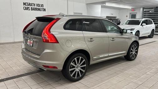 2016 Volvo XC60 T6 Drive-E Platinum