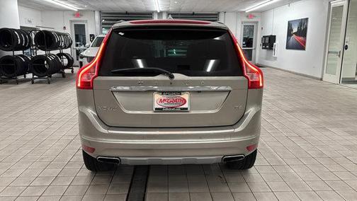 2016 Volvo XC60 T6 Drive-E Platinum