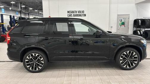 2026 Volvo XC90 B6 Ultra Dark Theme 7-Seater