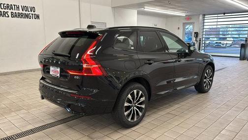 2025 Volvo XC60 B5 Core