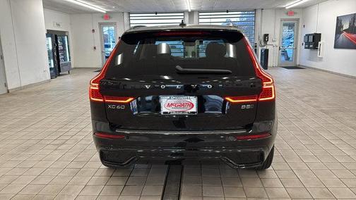 2025 Volvo XC60 B5 Core