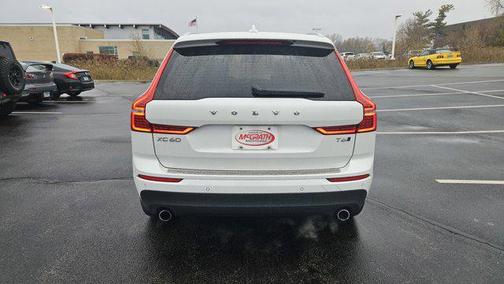 2021 Volvo XC60 T6 Momentum
