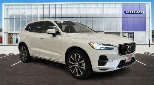 2022 Volvo XC60 Recharge Plug-In Hybrid T8 Inscription Expression